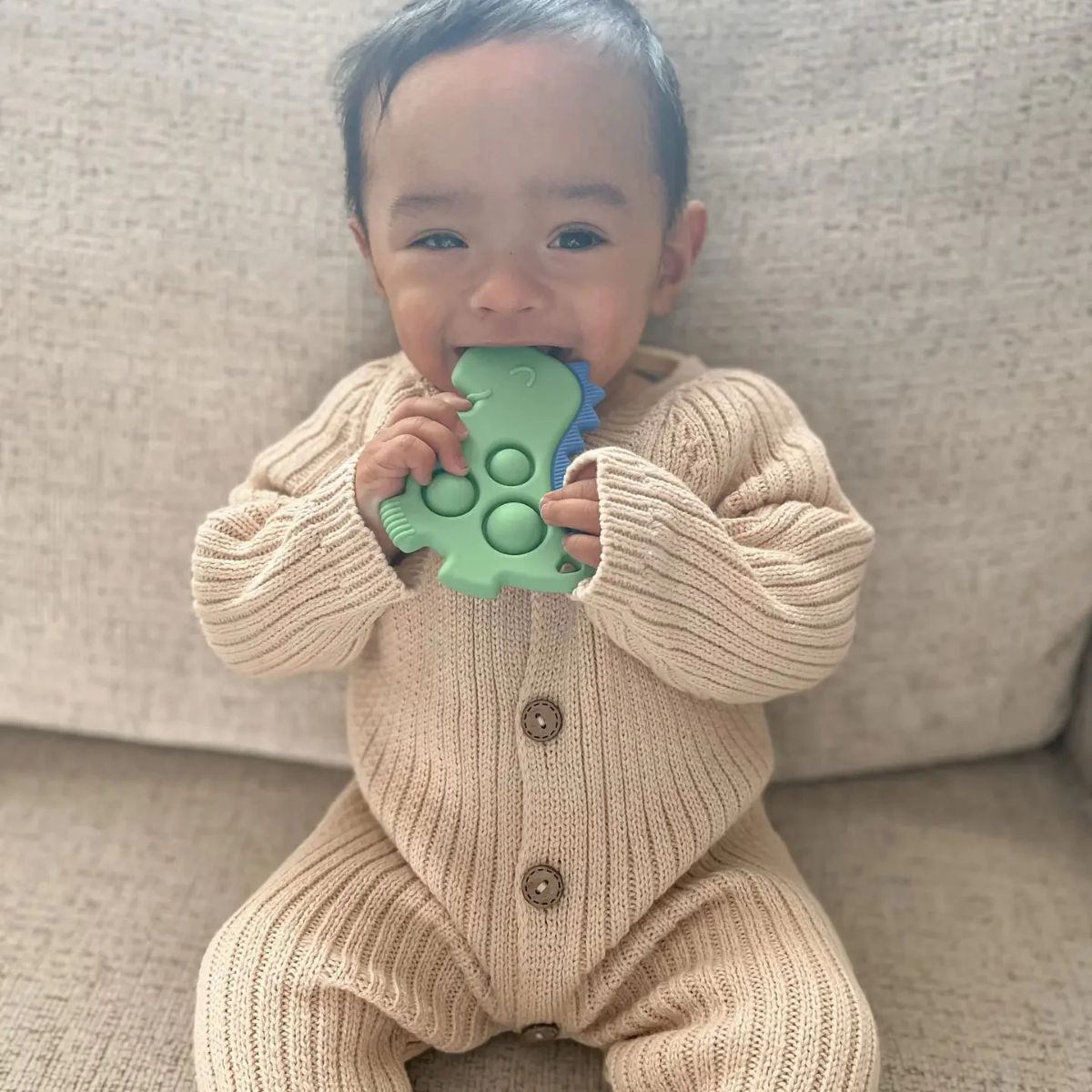 Itzy Pop™ Sensory Popper Toy